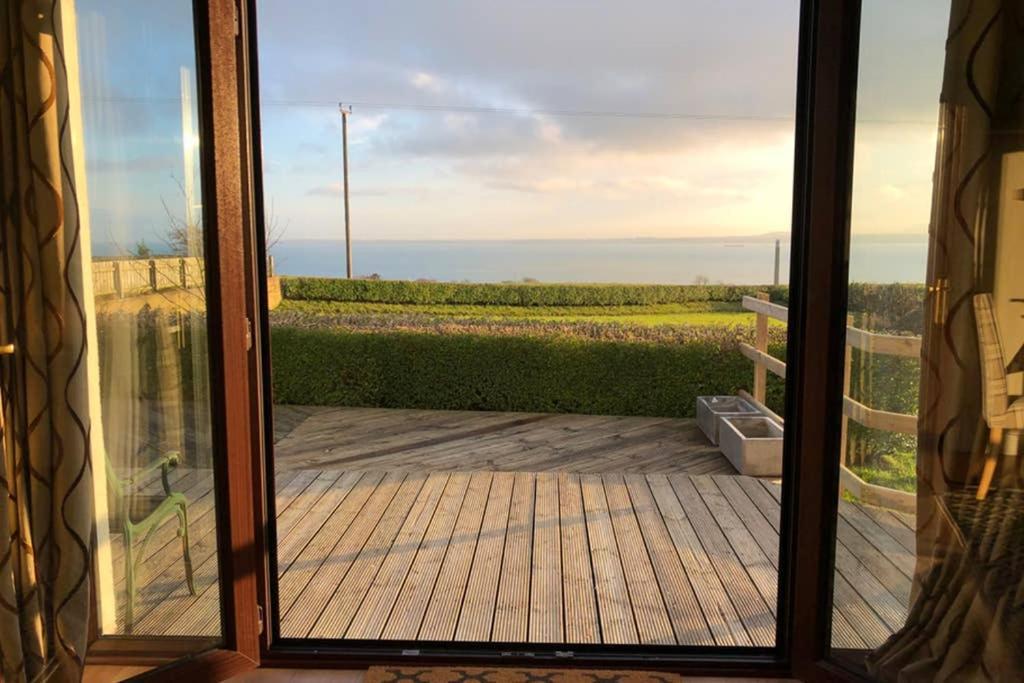 Whitehead Holiday Cottage Exterior foto